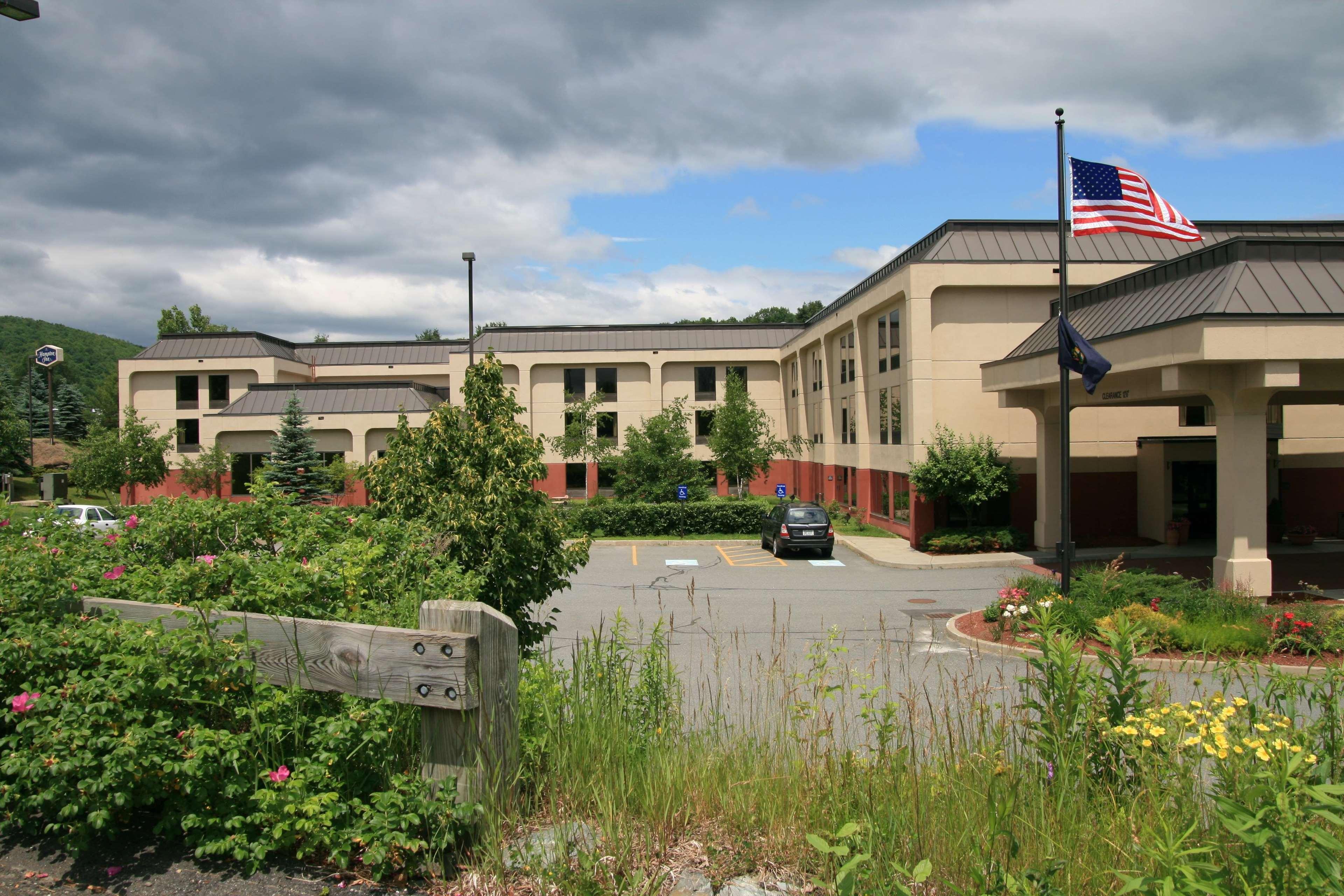 Hampton Inn White River Junction Exterior foto